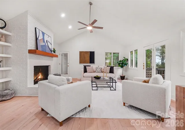 Photo 3 of Single family home for sale at 5042 Marci Ln, Belmont, NC 28012 | MLS# 4404016 | Listing updated on 2026-10-02