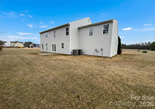 Photo 17 of Single family home for sale at 138 Woodside Village Dr, Rock Hill, SC 29730 | MLS# 4404017 | Listing updated on 2026-08-16