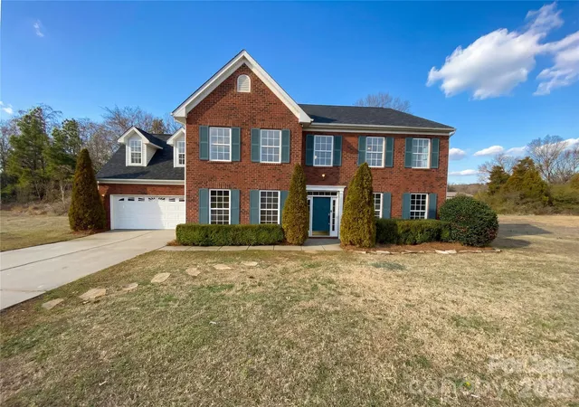 Photo 2 of Single family home for sale at 138 Woodside Village Dr, Rock Hill, SC 29730 | MLS# 4404017 | Listing updated on 2026-08-16