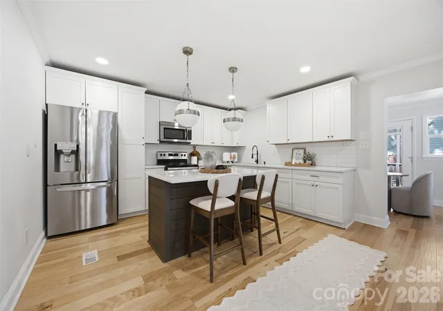 3rd image of 314 Dogwood Ln, Belmont, NC 28012 | MLS# 4404025