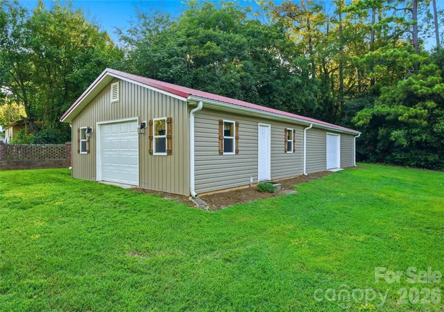 Photo 3 of Single family home for sale at 1905 Stokes Fry Rd, Salisbury, NC 28146 | MLS# 4404046 | Listing updated on 2026-09-26