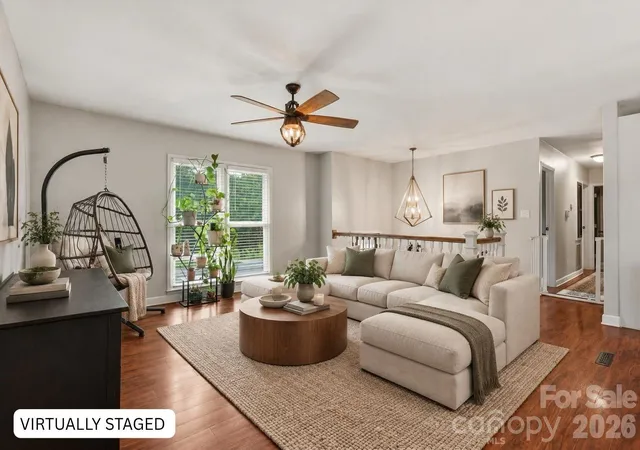 Photo 4 of Single family home for sale at 2080 S Point Rd, Belmont, NC 28012 | MLS# 4404063 | Listing updated on 2026-10-06