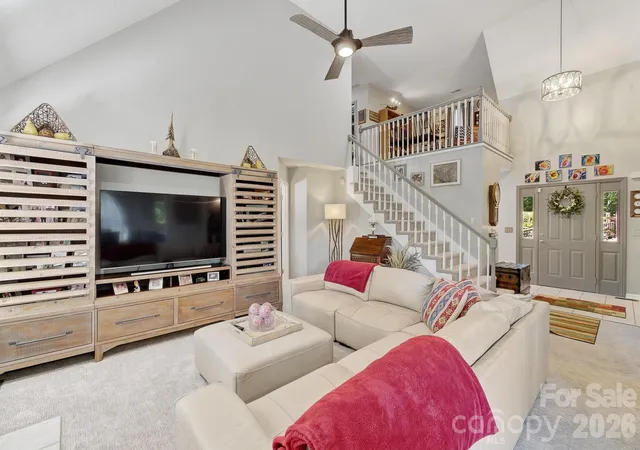 Photo 4 of Single family home for sale at 28 Secretariat Dr, Hendersonville, NC 28792 | MLS# 4404069 | Listing updated on 2026-09-21