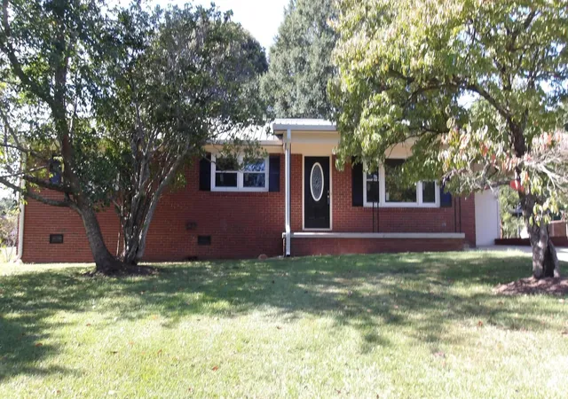 Photo 1 of Single family home for sale at 2378 Old Fld Rd, Gastonia, NC 28056 | MLS# 4404072 | Listing updated on 2026-09-30