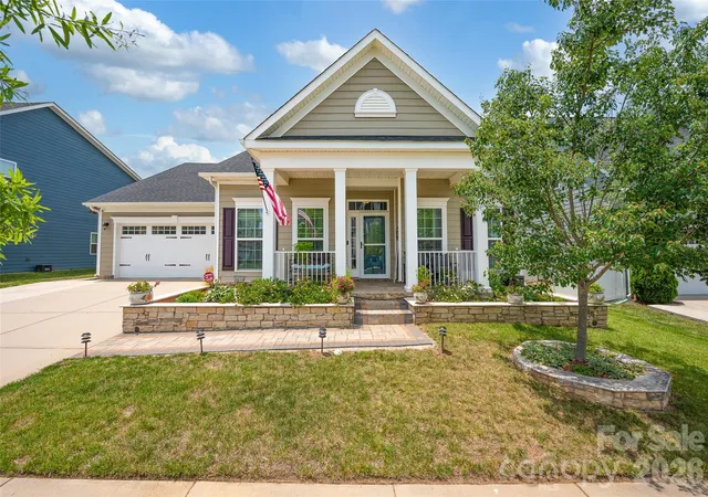 1st image of 11216 Vanguard Pkwy #395, Huntersville, NC 28078 | MLS# 4404073