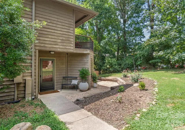 Photo 2 of Condo for sale at 3538 Colony Xing Dr, Charlotte, NC 28226 | MLS# 4404083 | Listing updated on 2026-08-02