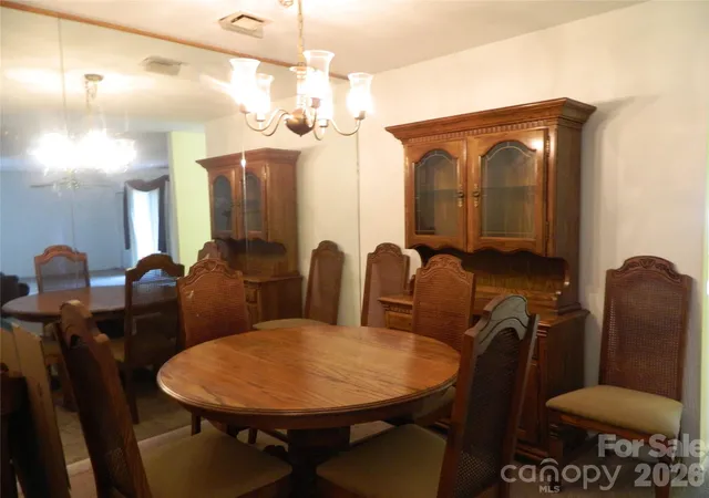 3rd image of 4902 Spring Lake Dr, Charlotte, NC 28212 | MLS# 4404086
