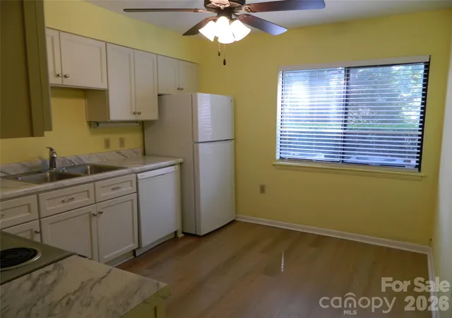 5th image of 4902 Spring Lake Dr, Charlotte, NC 28212 | MLS# 4404086