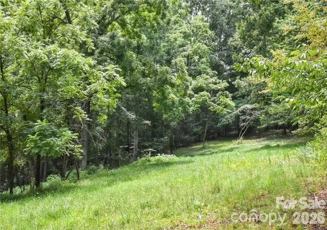 image of 19 Laurel Loop Rd, Fairview, NC 28730 | MLS# 4404088