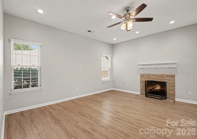 Photo 3 of Single family home for sale at 13319 Damson Dr, Huntersville, NC 28078 | MLS# 4404099 | Listing updated on 2026-10-02