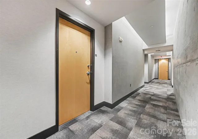 Photo 4 of Condo for sale at 210 N Church St #2204, Charlotte, NC 28202 | MLS# 4404103 | Listing updated on 2026-10-14