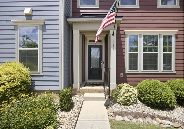 Photo 3 of Townhouse for sale at 11328 Westbranch Pkwy, Davidson, NC 28036 | MLS# 4404113 | Listing updated on 2026-10-04