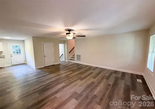 Photo 3 of Single family home for sale at 930 Marshall Dr, Concord, NC 28027 | MLS# 4404143 | Listing updated on 2026-08-13