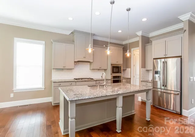 Photo 3 of Single family home for sale at 205 N Centurion Ln, Mount Holly, NC 28120 | MLS# 4404151 | Listing updated on 2026-10-08
