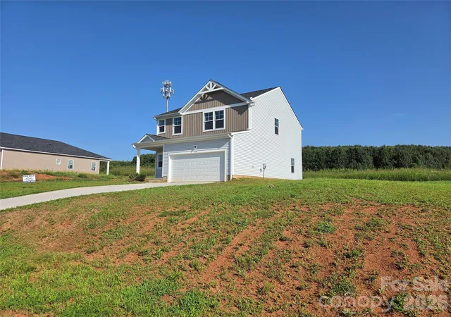 Photo 3 of Sale Pending at 128 Sanders Way, Statesville, NC 28625 | MLS# 4404168 | Listing updated on 2026-10-07