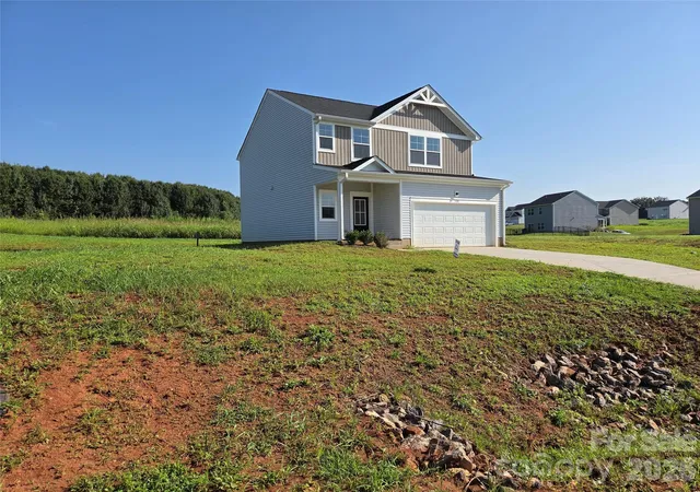 Photo 3 of Sale Pending at 128 Sanders Way, Statesville, NC 28625 | MLS# 4404168 | Listing updated on 2026-10-07