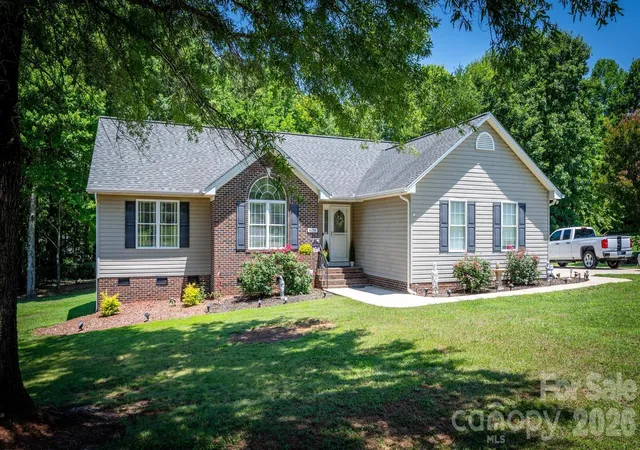 Photo 2 of Single family home for sale at 6479 Ameba Ln, Denver, NC 28037 | MLS# 4404181 | Listing updated on 2026-08-30