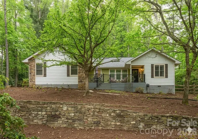1st image of 128 Camellia Way, Hendersonville, NC 28739 | MLS# 4404183