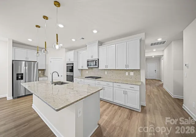3rd image of 6220 Barcelona Wy, Charlotte, NC 28214 | MLS# 4404198