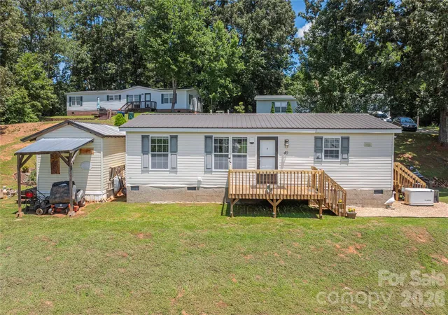 Photo 2 of Single family home for sale at 40 Farmstead Rd, Leicester, NC 28748 | MLS# 4404206 | Listing updated on 2026-09-04