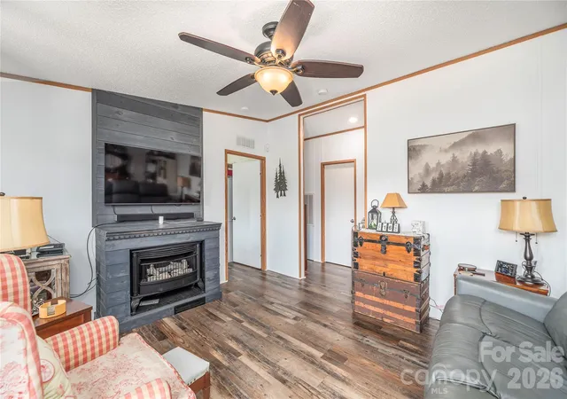 Photo 3 of Single family home for sale at 40 Farmstead Rd, Leicester, NC 28748 | MLS# 4404206 | Listing updated on 2026-09-04
