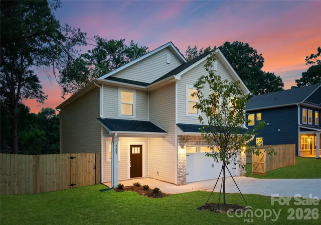 Photo 1 of Single family home for sale at 12710 Hamilton Rd, Charlotte, NC 28273 | MLS# 4404221 | Listing updated on 2026-08-24
