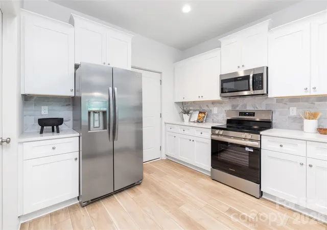 Photo 4 of Single family home for sale at 12710 Hamilton Rd, Charlotte, NC 28273 | MLS# 4404221 | Listing updated on 2026-08-24