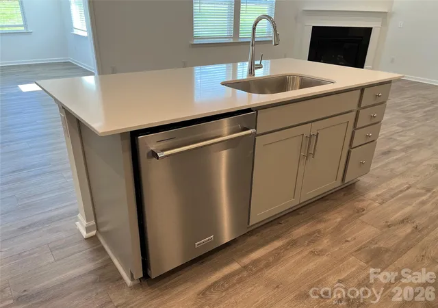 Photo 4 of Single family home for sale at 11608 Glasden Rd, Charlotte, NC 28278 | MLS# 4404232 | Listing updated on 2026-09-29