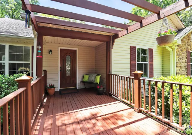 Photo 2 of Single family home for sale at 7912 Ritter Dr, Charlotte, NC 28270 | MLS# 4404263 | Listing updated on 2026-10-21