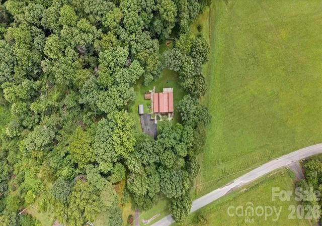 4th image of 371 Patton Valley Dr, Nebo, NC 28761 | MLS# 4404265