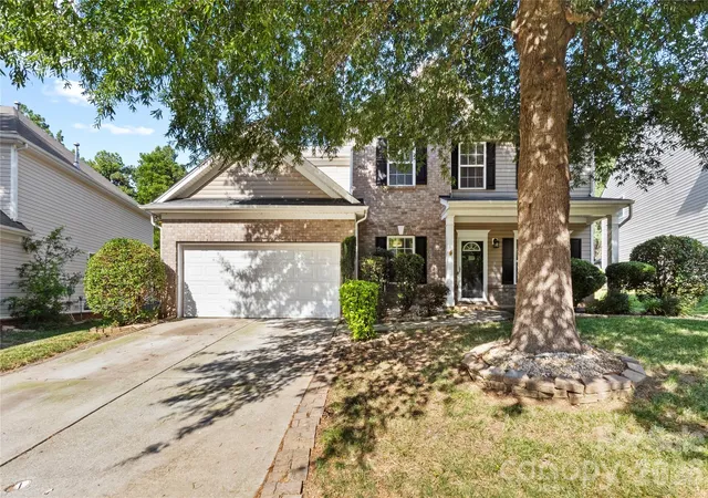 Photo 1 of Single family home for sale at 6600 Hermsley Rd, Charlotte, NC 28278 | MLS# 4404329 | Listing updated on 2026-08-23