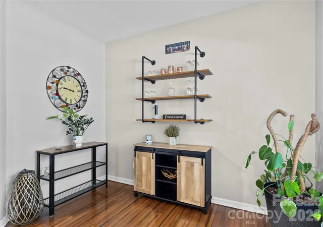 Photo 4 of Single family home for sale at 6600 Hermsley Rd, Charlotte, NC 28278 | MLS# 4404329 | Listing updated on 2026-08-23