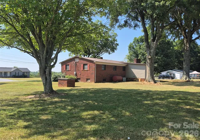 Photo 3 of Single family home for sale at 1267 Howards Crk Ml Rd, Vale, NC 28168 | MLS# 4404345 | Listing updated on 2026-09-01
