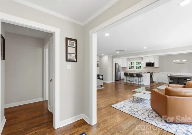 Photo 2 of Single family home for sale at 8115 Knollbrook Dr, Charlotte, NC 28270 | MLS# 4404364 | Listing updated on 2026-10-17
