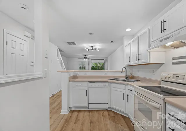 Photo 4 of Townhouse for sale at 10822 Holly Ridge Blvd, Charlotte, NC 28216 | MLS# 4404374 | Listing updated on 2026-08-10
