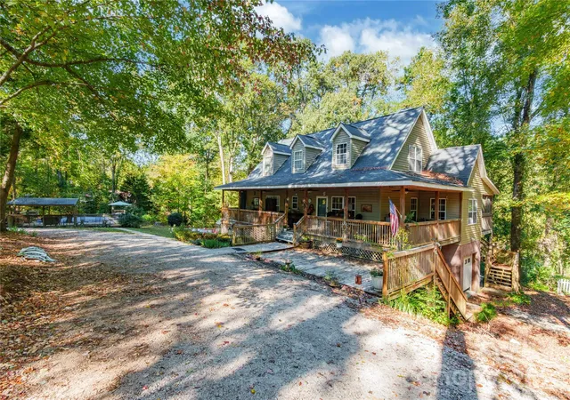 Photo 2 of Single family home for sale at 880 Columbia Rd, Chester, SC 29706 | MLS# 4404382 | Listing updated on 2026-08-31