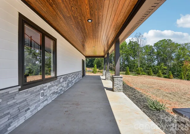 2nd image of 109 Winners Cir, Mooresville, NC 28117 | MLS# 4404383
