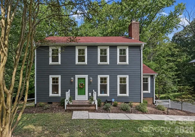 Photo 2 of Single family home for sale at 7505 Hawkstand Ln, Charlotte, NC 28210 | MLS# 4404392 | Listing updated on 2026-10-08