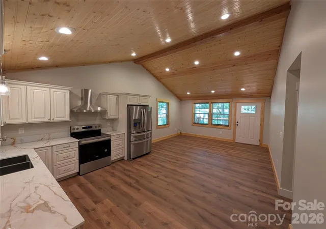 3rd image of 522 Brandon Rd, Black Mountain, NC 28711 | MLS# 4404394