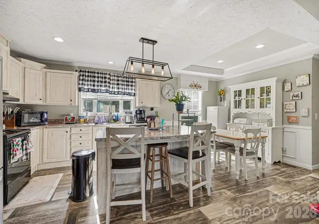 Photo 3 of Single family home for sale at 115 Greenmont Dr, Stony Point, NC 28678 | MLS# 4404395 | Listing updated on 2026-08-13