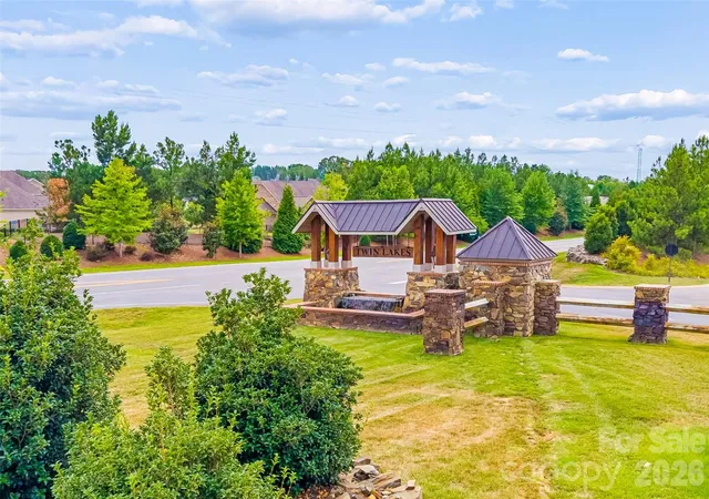 19th image of 903 Deodar Cedar Dr, Matthews, NC 28104 | MLS# 4404406