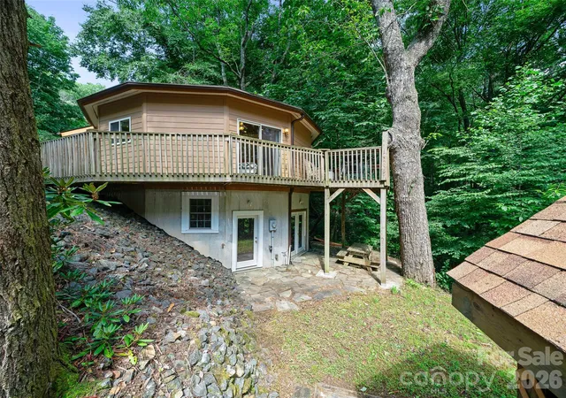 Listing Photo 2 - Condo for sale in building located at 284 Simmons Ridge Rd, Spruce Pine, NC 28705 - Unit #