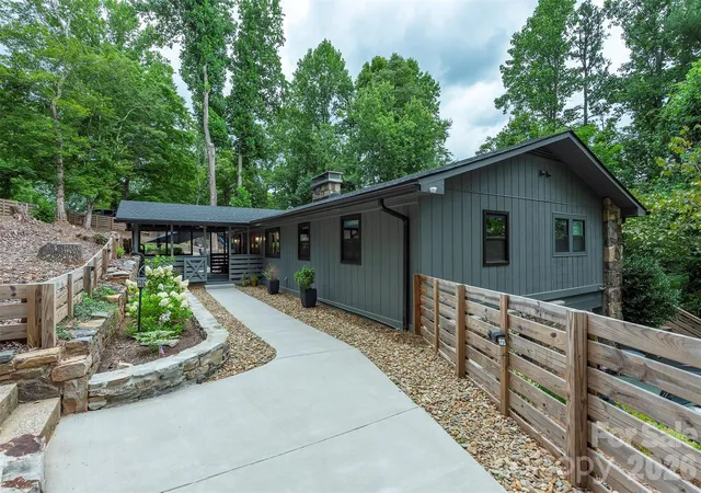 1st image of 53 Vanderbilt Ter, Asheville, NC 28806 | MLS# 4404446