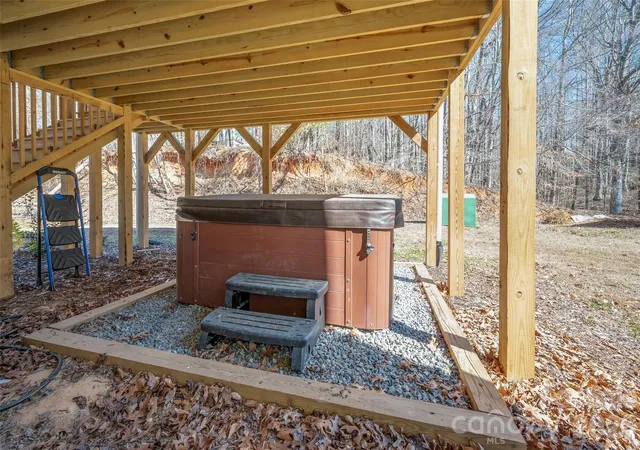 Photo 3 of Single family home for sale at 180 Nanhart Ct, Rutherfordton, NC 28139 | MLS# 4404450 | Listing updated on 2026-07-17