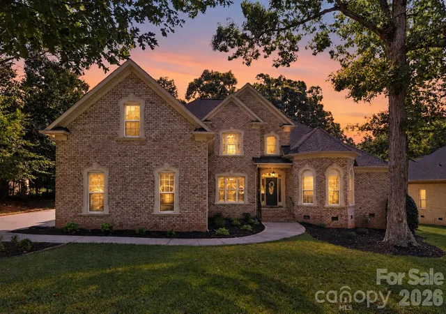 Photo 4 of Single family home for sale at 4817 Pimlico Ln, Waxhaw, NC 28173 | MLS# 4404456 | Listing updated on 2026-10-07