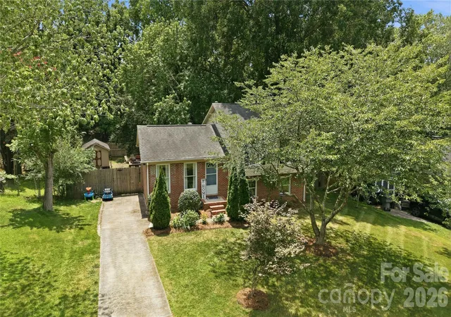 Photo 37 of Single family home for sale at 6337 Welford Rd, Charlotte, NC 28211 | MLS# 4404459 | Listing updated on 2026-08-23