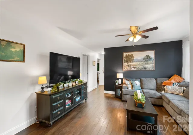 Photo 4 of Single family home for sale at 1226 Newfound Rd, Leicester, NC 28748 | MLS# 4404463 | Listing updated on 2026-07-17