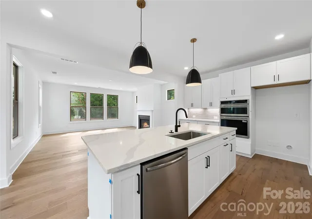 Photo 3 of Single family home for sale at 1120 Berryhill Rd, Charlotte, NC 28208 | MLS# 4404472 | Listing updated on 2026-09-01