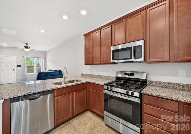 Photo 4 of Townhouse for sale at 14406 Targert Ln, Charlotte, NC 28278 | MLS# 4404473 | Listing updated on 2026-09-15