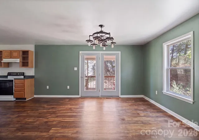 Photo 1 of Single family home for sale at 23 Rolling Hills Dr, Asheville, NC 28806 | MLS# 4404513 | Listing updated on 2026-10-06